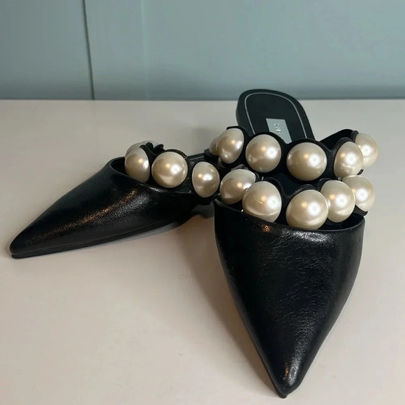 Zara Basic Collection Black Leather Mules w/ Pearl Accent Straps. Size 39. NWOT. - Picture 9 of 15
